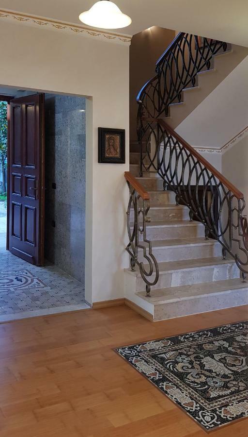 #IoniaHouse Surrel Villa Tirana Esterno foto