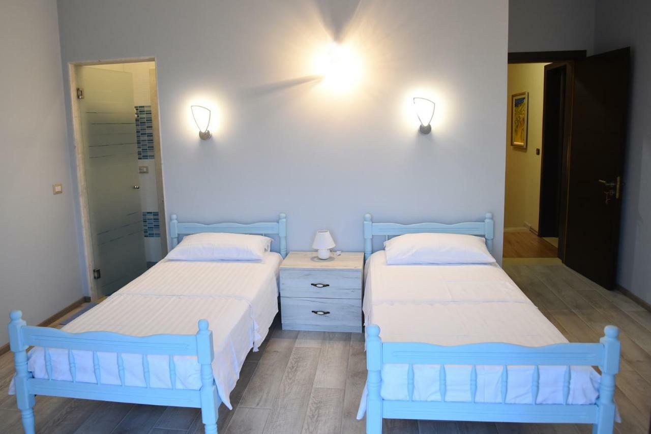 #IoniaHouse Surrel Villa Tirana Esterno foto